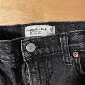 Abercrombie & Fitch 90s Straight Ultra High Rise Black Jeans